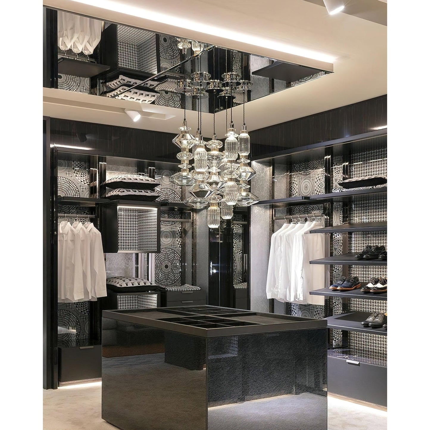 Ballet Glass Pendant Lamp