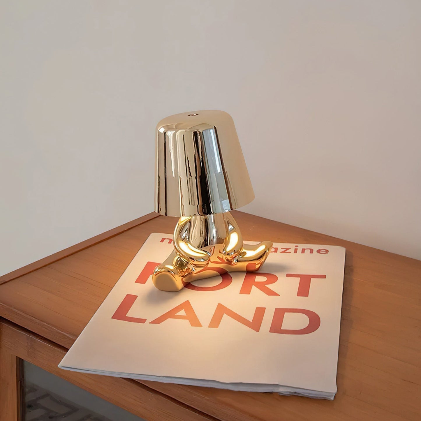 Golden Brothers Table Lamp (Built-in Battery)